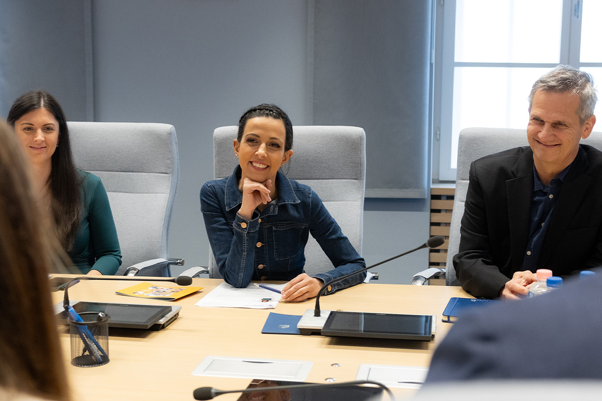 El Gobierno de Hungría muestra su apoyo a VOX y aplaude sus políticas a favor de la familia y la natalidad