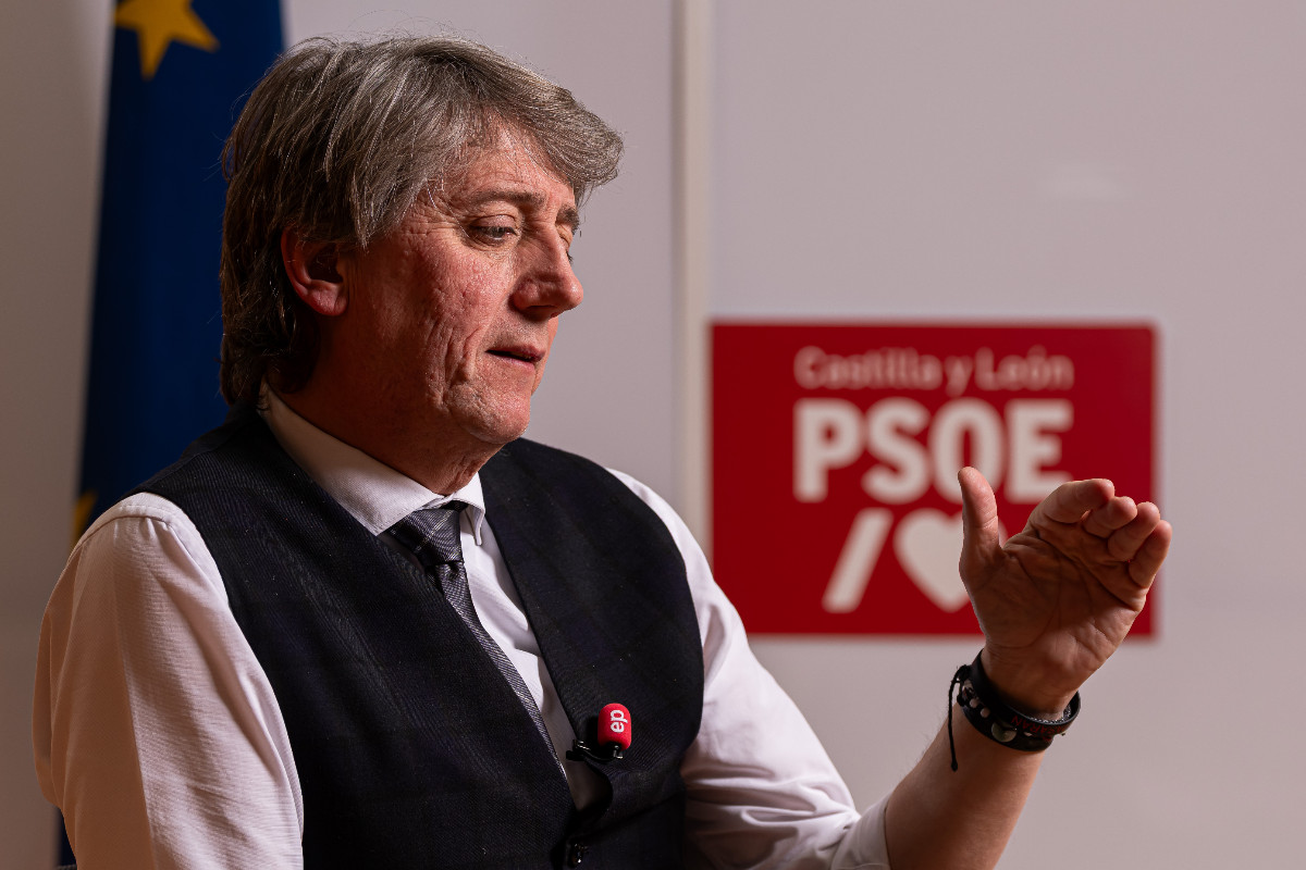 El candidato del PSOE en CyL cuadruplicó el presupuesto adjudicado a un familiar por un servicio de jardinería