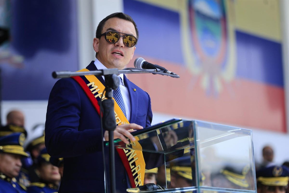 Daniel Noboa asegura que ha bombardeado campamentos de grupos narcoterroristas colombianos en Ecuador