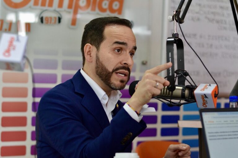 El candidato patriota colombiano Abelardo de la Espriella pide un pacto para derrotar a la izquierda: «Hay votos suficientes si nos sumamos todos»