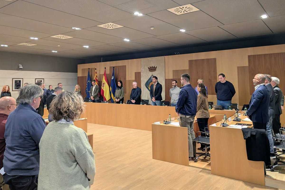 VOX retrata al PSOE: exige que se revisen los currículums de los concejales de Salou y descubre que la mitad son ‘fake’