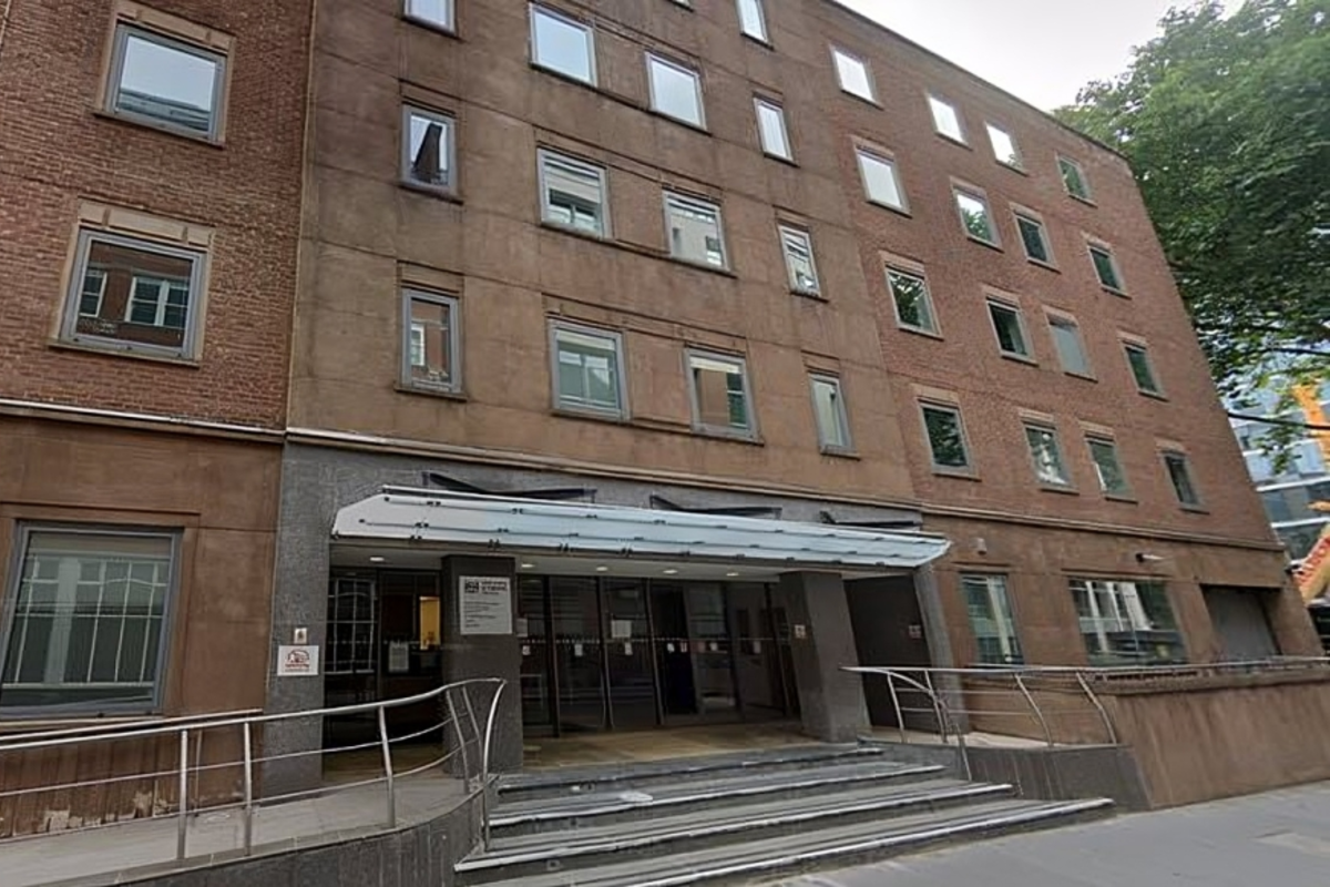 Un inmigrante pedófilo que abusó sexualmente de una niña de 5 años gana la apelación contra su deportación porque según el juez fue un «error honesto»