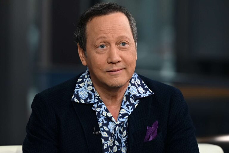 El actor Rob Schneider reivindica a Santiago Abascal por pedir al pueblo húngaro que no se convierta en «una marioneta de Bruselas»