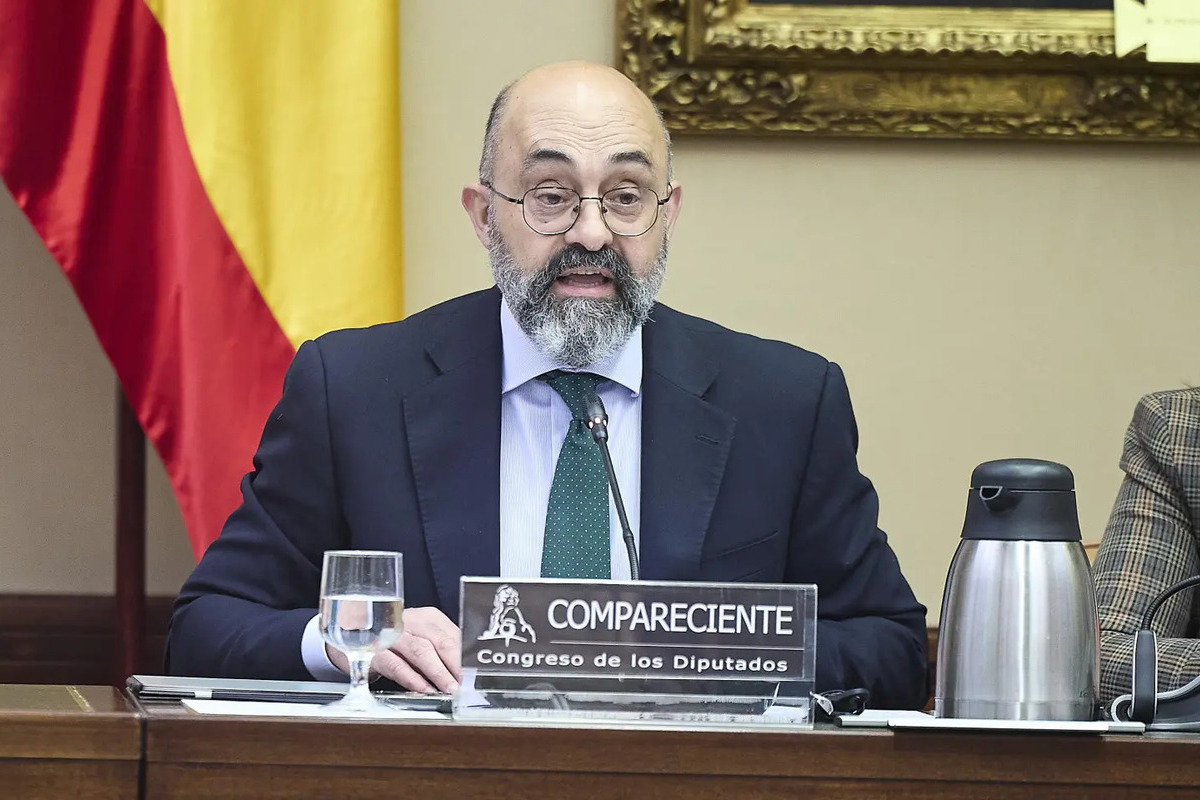 El presidente de Adif se reúne con las víctimas de Adamuz y reconoce que no tienen un sistema que detecte vías rotas
