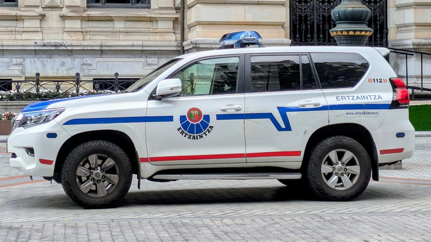 Dos inmigrantes sudamericanos apuñalan con arma blanca a un niño español de 14 en las fiestas de San Jorge en Santurce (Vizcaya)