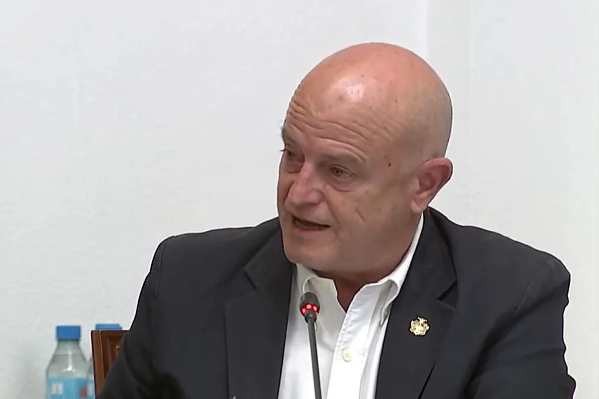 VOX logra que Mijas (Málaga) se sume a los municipios que prohíben el burka en edificios municipales: «Es cuestión de sentido común»