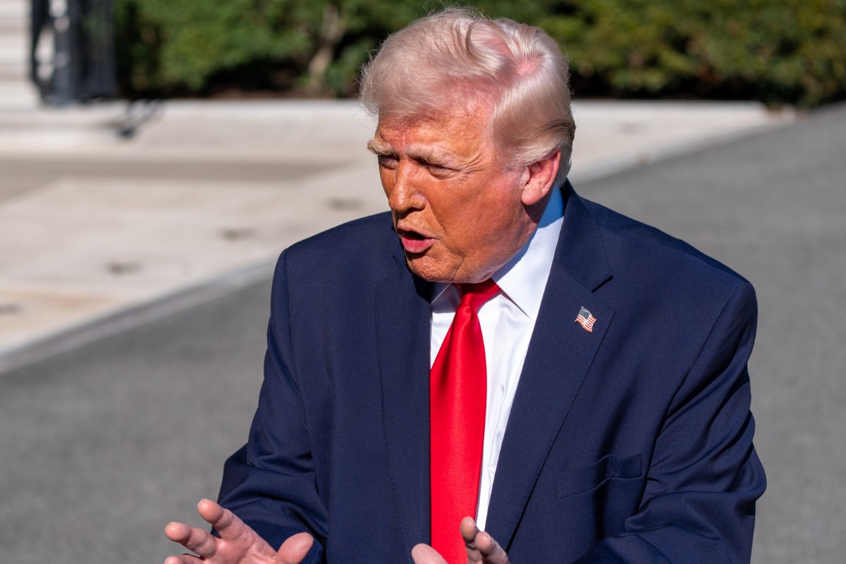 Trump recuerda que Irán busca desarrollar su potencial nuclear «para poder exterminar al mundo»