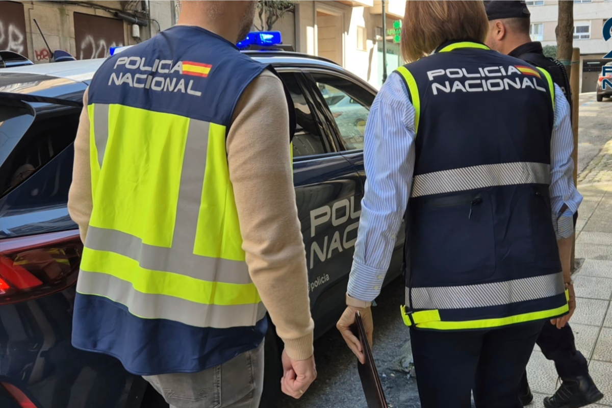 Desmantelan una red que engañaba a extranjeros con falsas ofertas de trabajo para traerlos a España