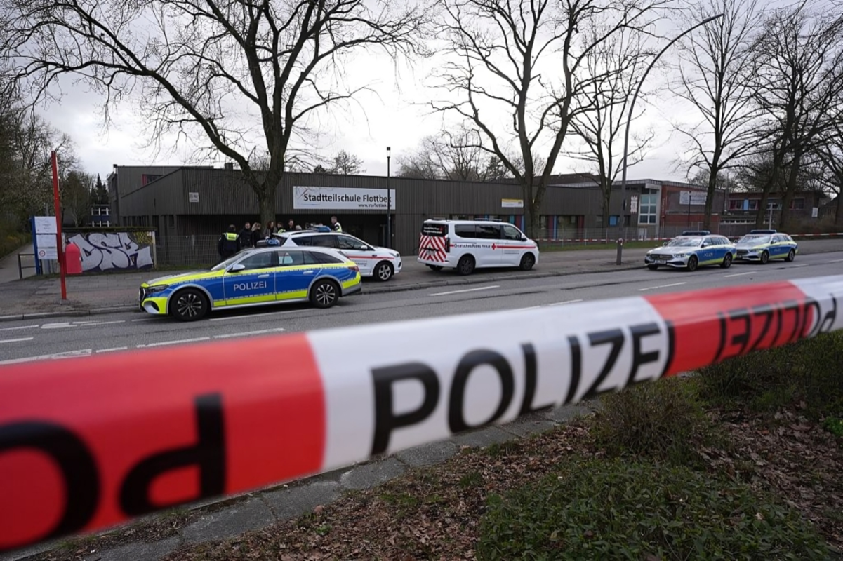 Detenido un inmigrante sirio de 15 años por apuñalar varias veces a un niño de 13 en un colegio de Hamburgo (Alemania)