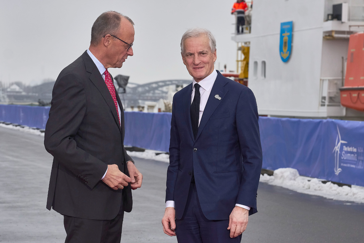 El Gobierno socialista noruego impulsa una ley que prohibirá el uso de redes a los menores de 16: «Hay que blindar a la infancia frente a los algoritmos»