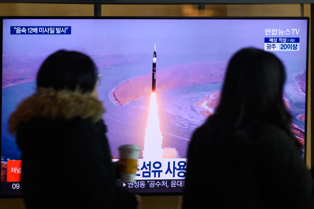 El régimen de Corea del Norte lanza un nuevo misil balístico y Japón responde: «Adoptaremos medidas de precaución, incluida la preparación para contingencias»