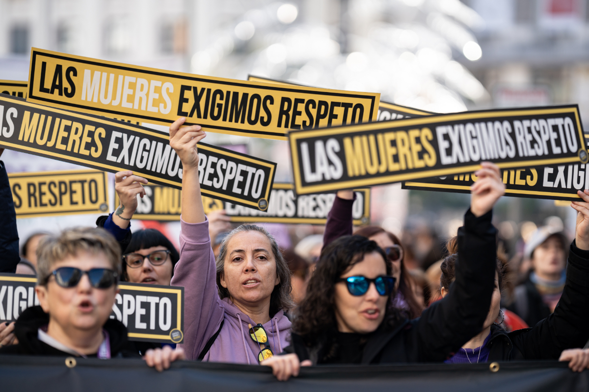 Nuevo episodio de acoso en Podemos: un asesor denunciado por nueve mujeres por «agresiones verbales, tocamientos y actitudes violentas»