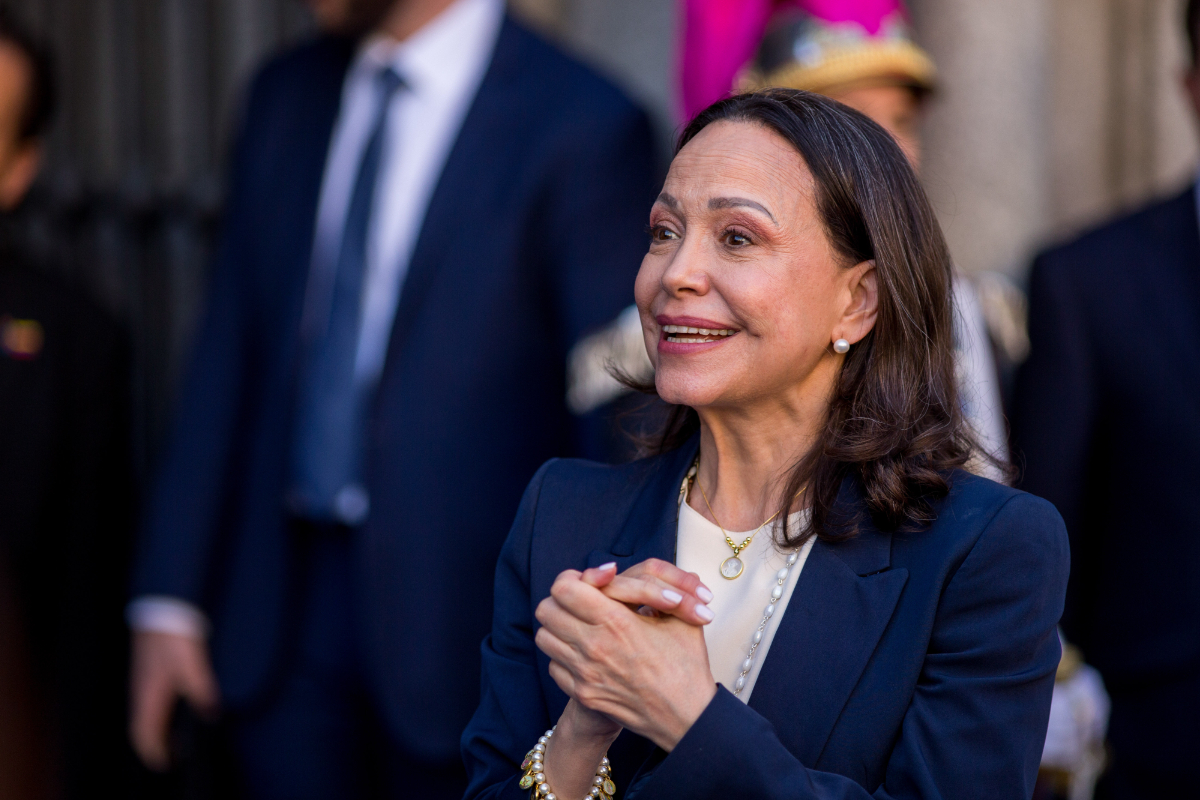 María Corina Machado señala a Zapatero tras el caso Plus Ultra: «Todo el saqueo termina llevando a Venezuela»