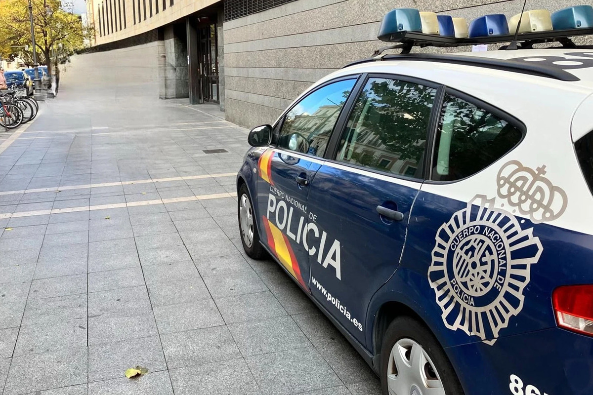 La Policía Nacional alerta del incremento de robos en vehículos en Alicante y pide extremar la vigilancia