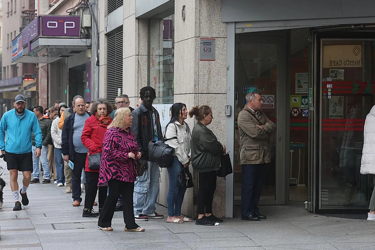 La «regularización» masiva abre la puerta a que extranjeros que nunca han trabajado tengan una pensión no contributiva de jubilación