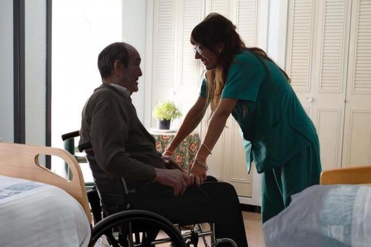 Cada 15 minutos muere en España una persona en el «laberinto» de las listas de espera de la dependencia