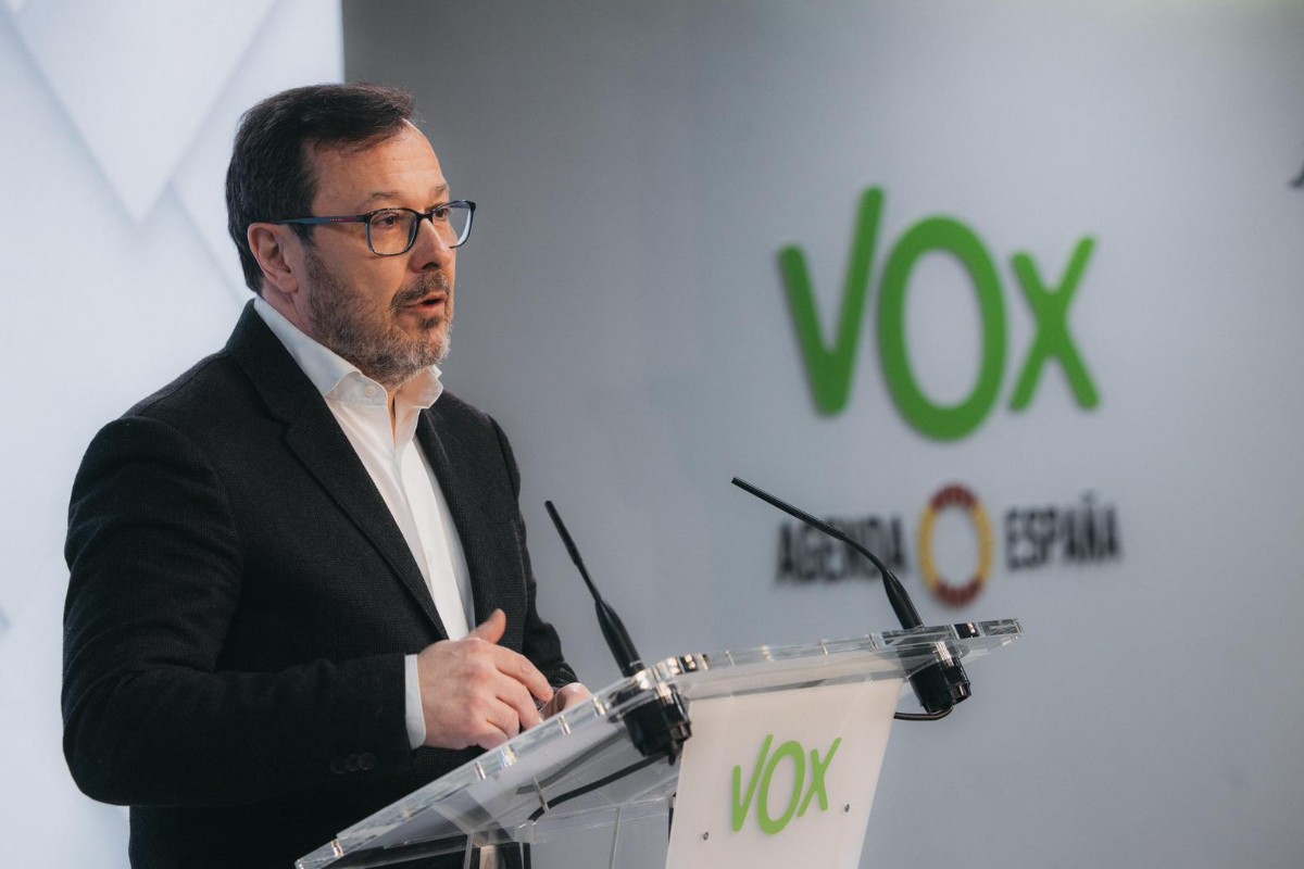 VOX denuncia la corrupción del bipartidismo y el «bochorno» al que PSOE y PP someterán a los españoles en el inicio del juicio de la trama de Ábalos y Koldo, y de la Kitchen