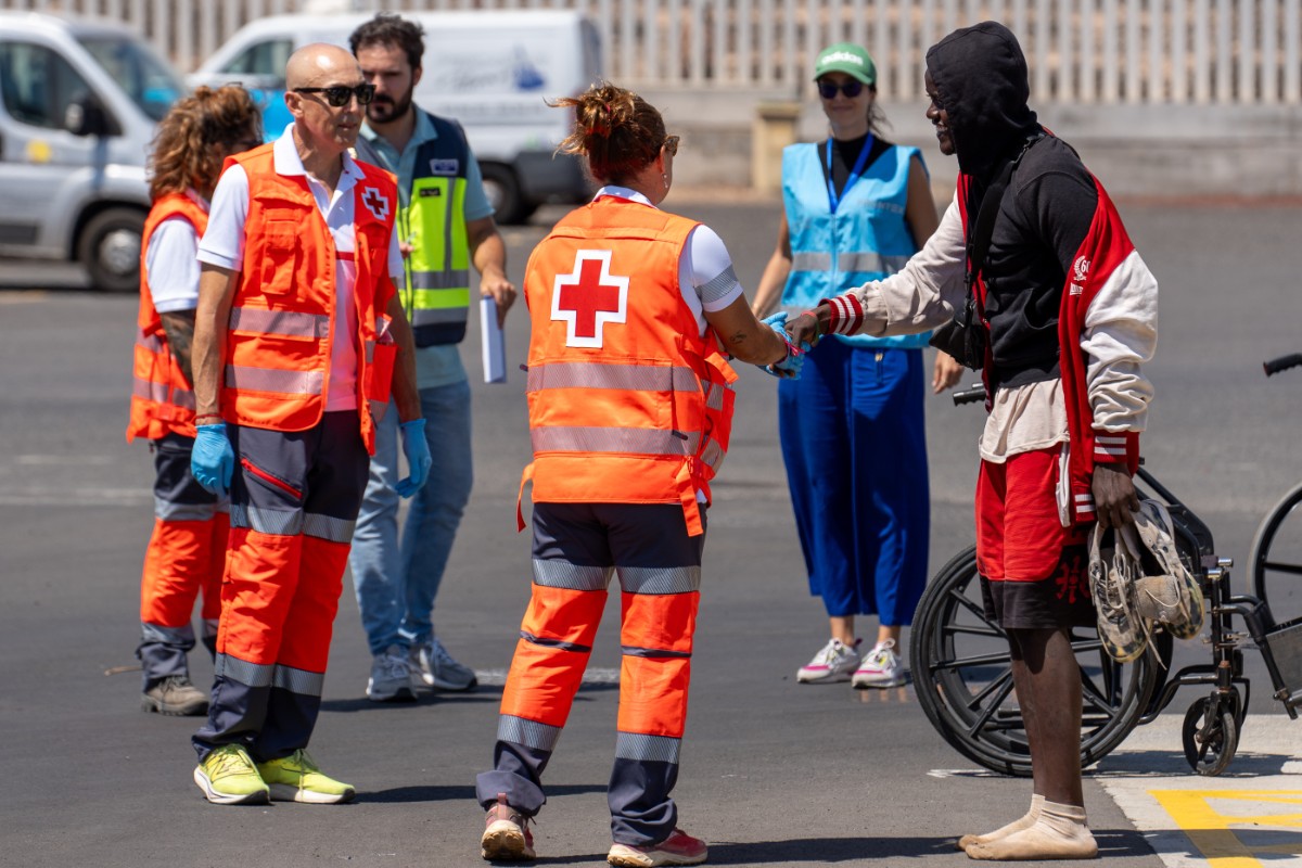El presidente de los médicos de Ceuta avisa de un riesgo real de epidemia: «Esto es una bomba de relojería»