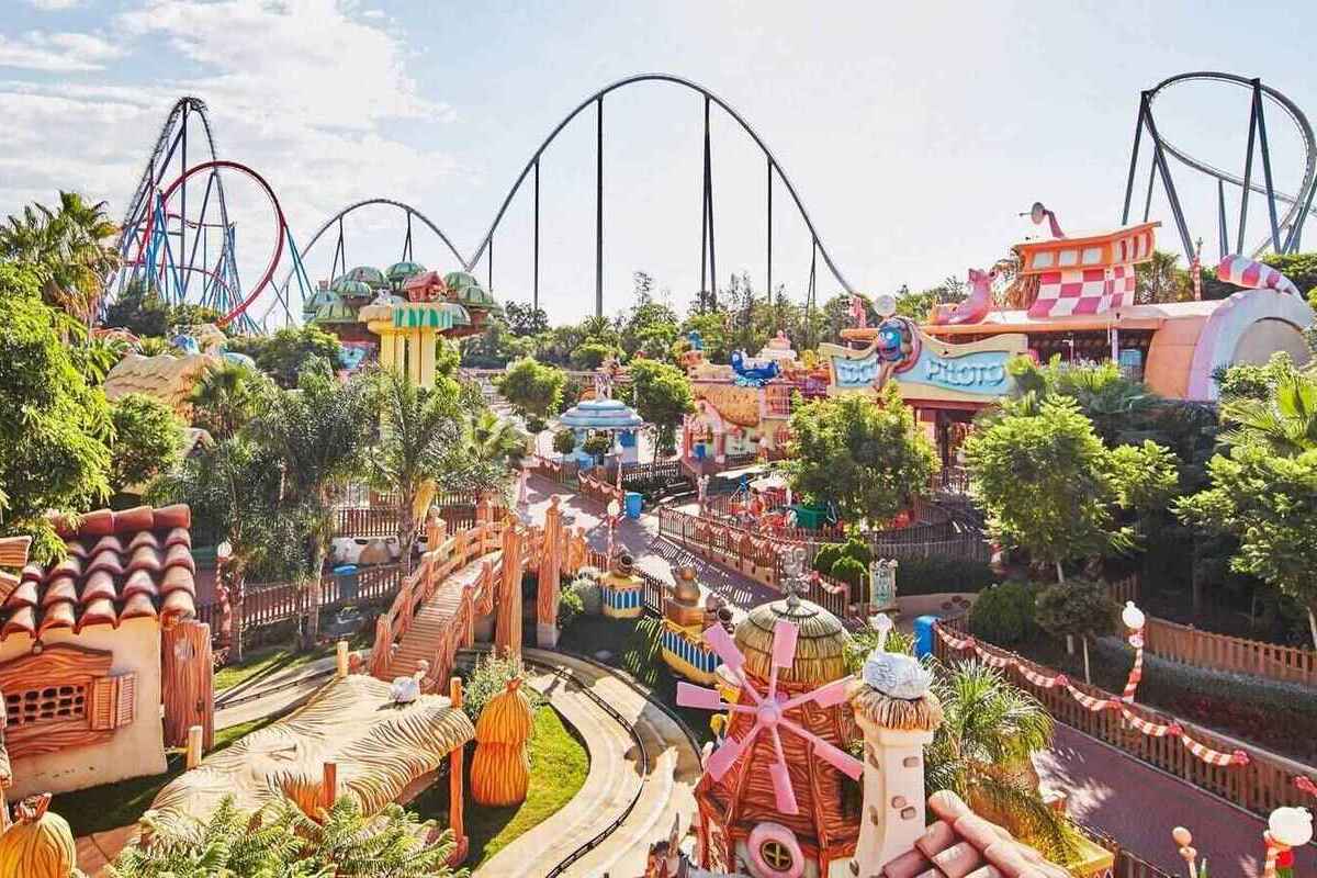 En busca y captura un mena condenado por intento de homicidio al que habían llevado a Port Aventura en una salida tutelada