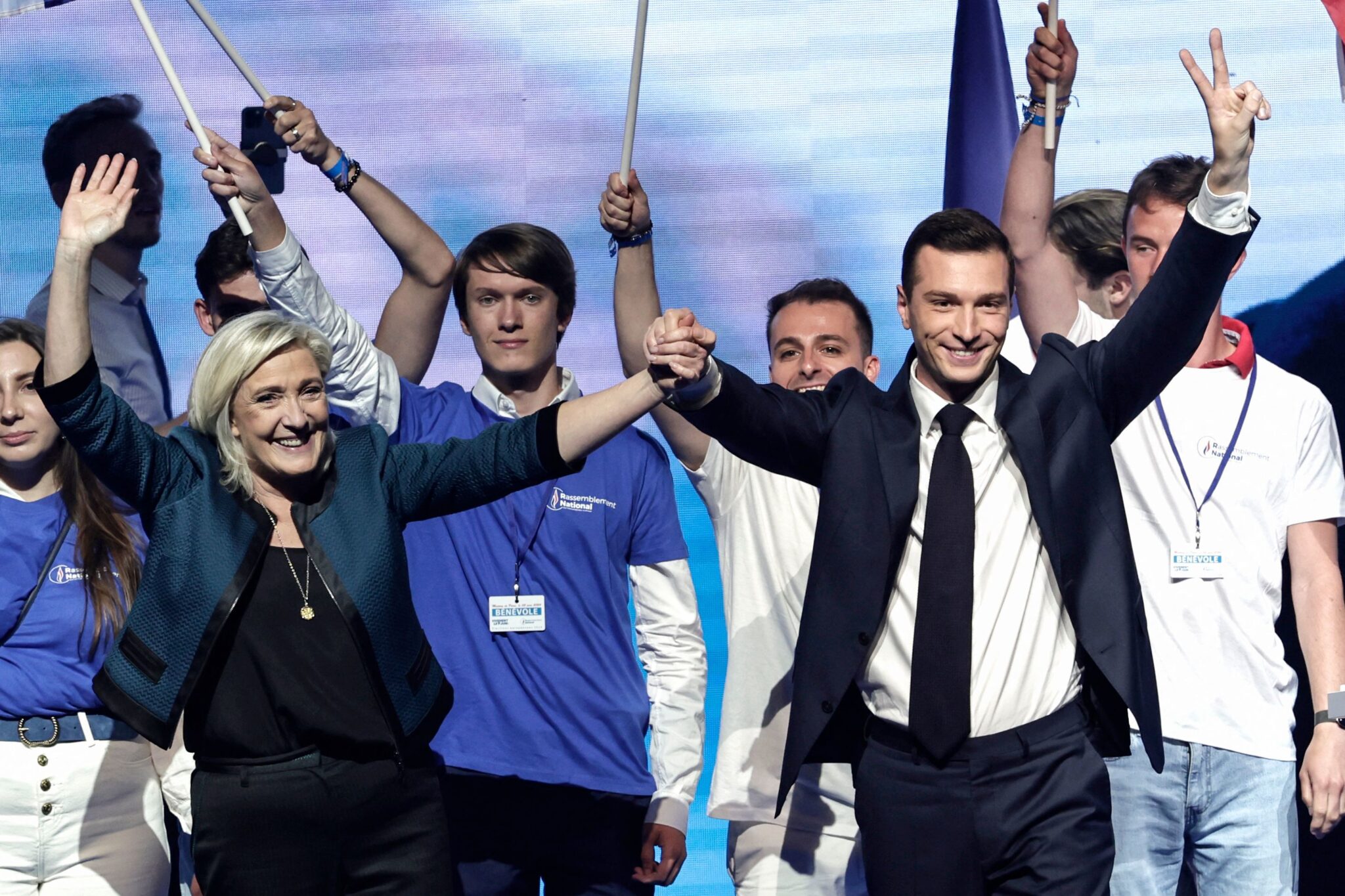 Casi el 50% de los votantes franceses planean votar a Agrupación Nacional para hacer frente a la inmigración masiva: «Se sienten abandonados»