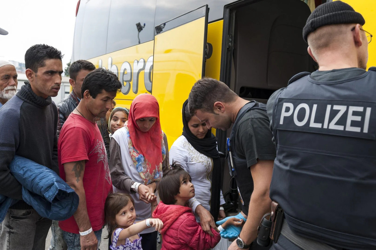 Un informe desvela que Alemania destinó casi 25.000 millones de euros a la gestión de inmigrantes sólo en el año 2025