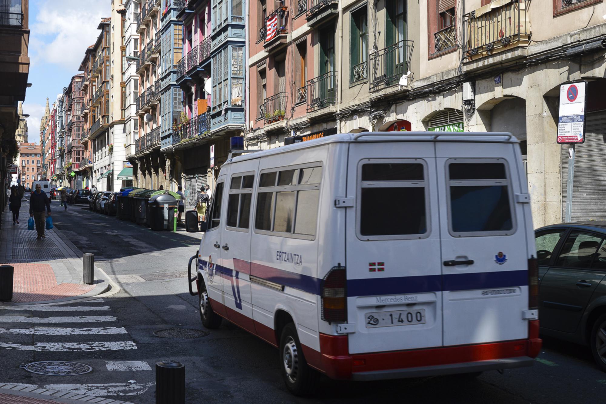 Crece la inseguridad en el País Vasco: el 90% de los 120 arrestados en 2025 en el barrio bilbaíno de San Francisco era de origen extranjero
