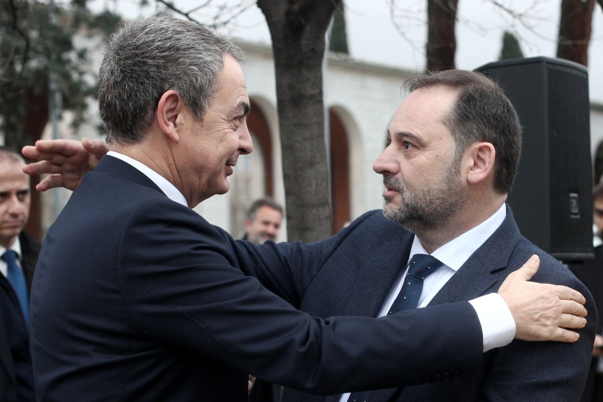La guerra por el petróleo venezolano entre Zapatero y Ábalos precipitó la destitución del exministro en el Gobierno de Sánchez