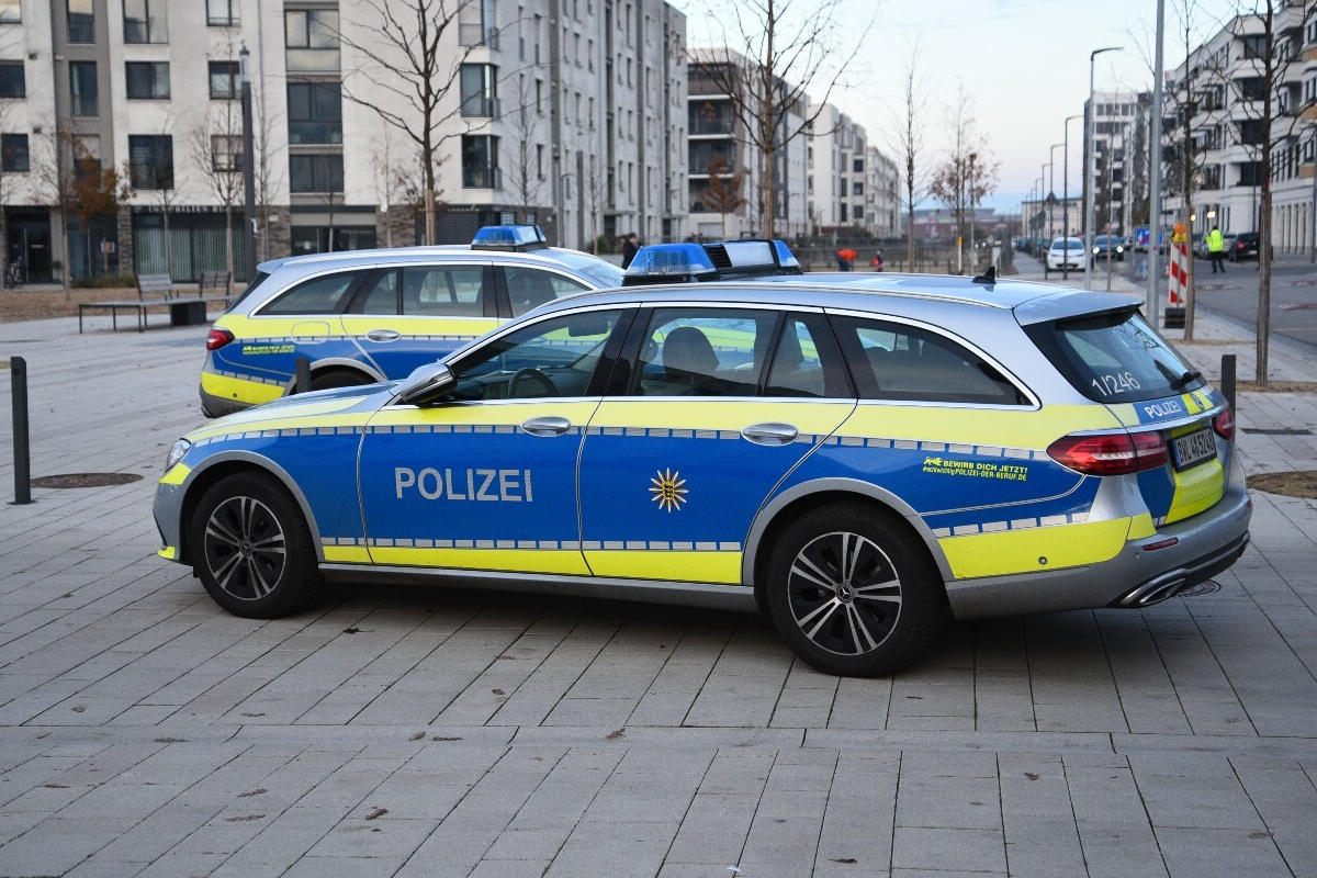 Detenido en Hamburgo un inmigrante sirio de 17 años que planeaba atacar un centro comercial, una comisaría o un bar inspirado por Estado Islámico