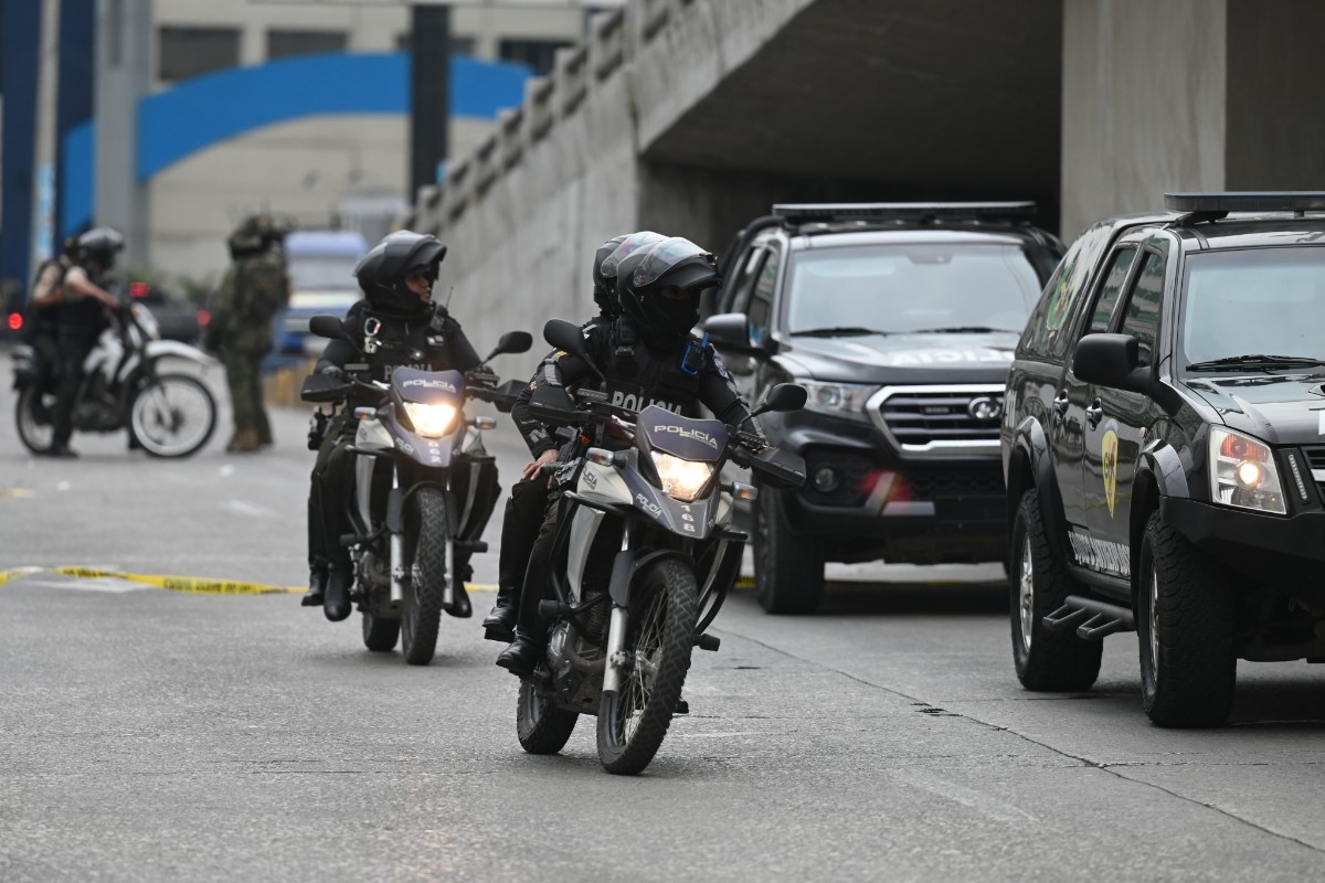 Más de 20 detenidos tras un mega operativo policial contra bandas criminales en siete provincias de Ecuador