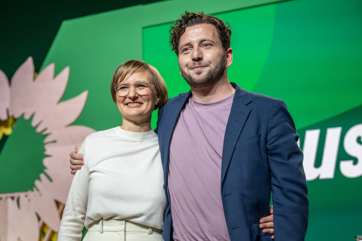 El líder de Los Verdes alemanes anima a que los soldados «deserten» si hubiera un ministro de Defensa de AfD