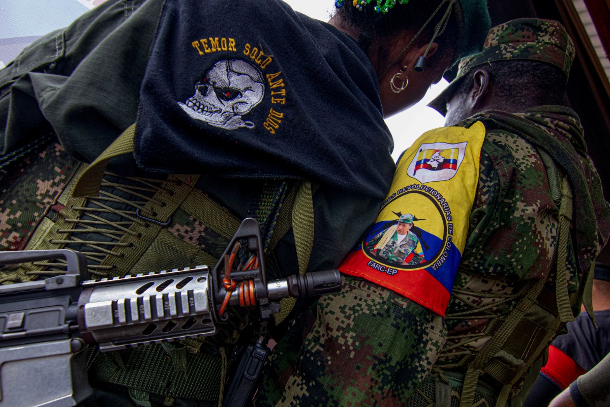 Un enfrentamiento entre las disidencias de las terroristas FARC dejan varios muertos en sur de Colombia, entre ellos menores