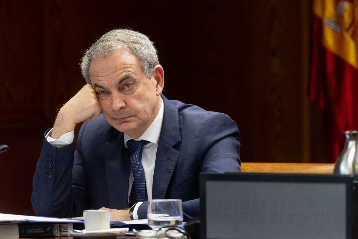 Zapatero ordenó a la Policía que no desalojase una casa en Sevilla porque una de las okupas era su hija: «Tenían miedo de que saltase a la opinión pública»