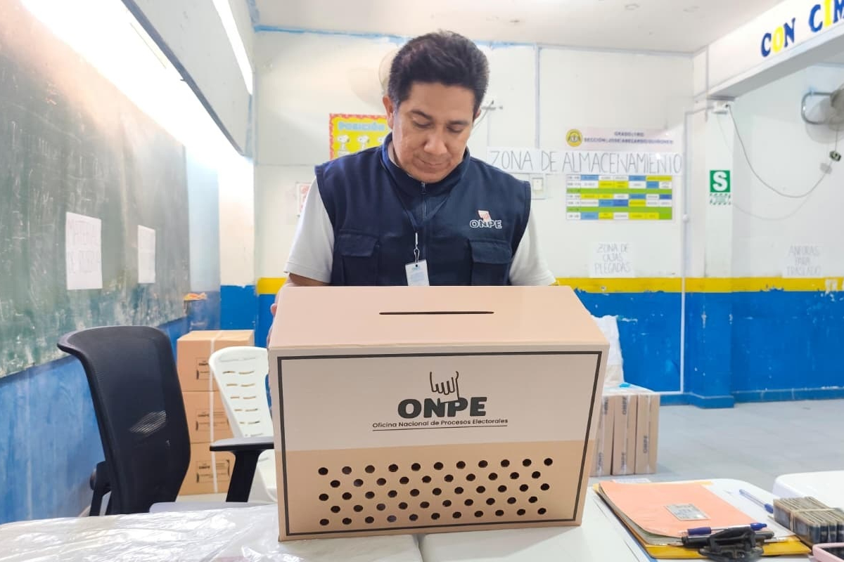 La Contraloría de Perú halla indicios de graves irregularidades en la oficina electoral que impidieron votar a más de 55.000 electores