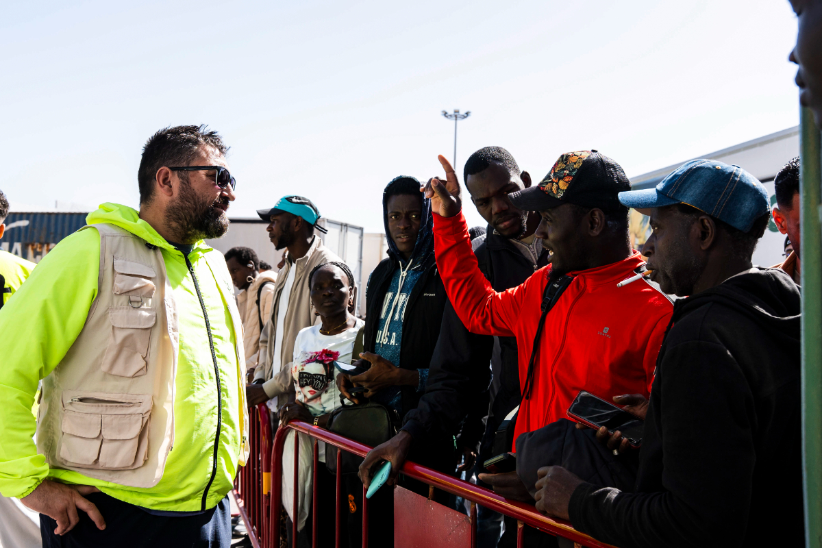 Los sindicatos buscan afiliados entre los inmigrantes ante la desconfianza que producen entre los trabajadores españoles
