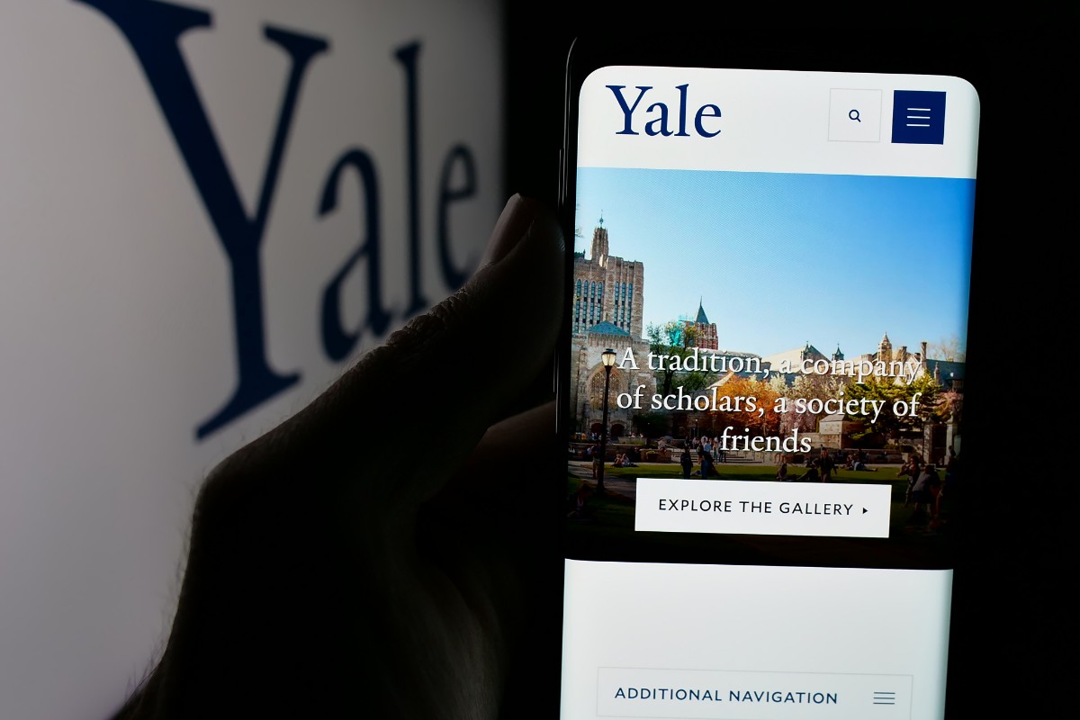 La Administración Trump denuncia a la Universidad de Yale por discriminar a estudiantes blancos en sus procesos de admisión