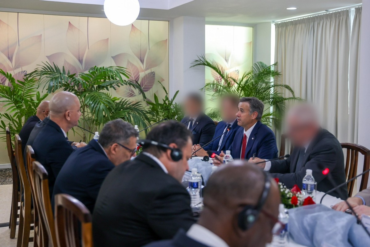 El director de la CIA se reúne en La Habana con representantes de la dictadura cubana