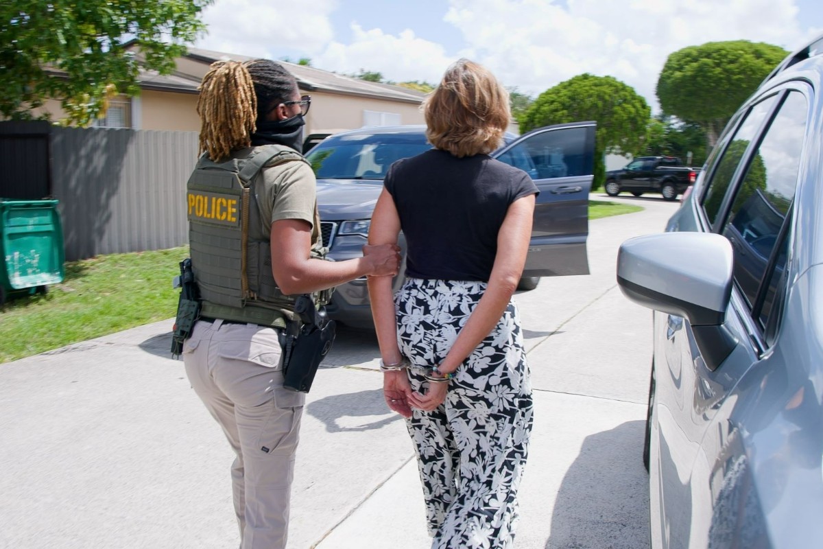 El ICE arresta en Florida a la hermana de la directora de GAESA, la empresa militar utilizada por el régimen cubano para financiarse