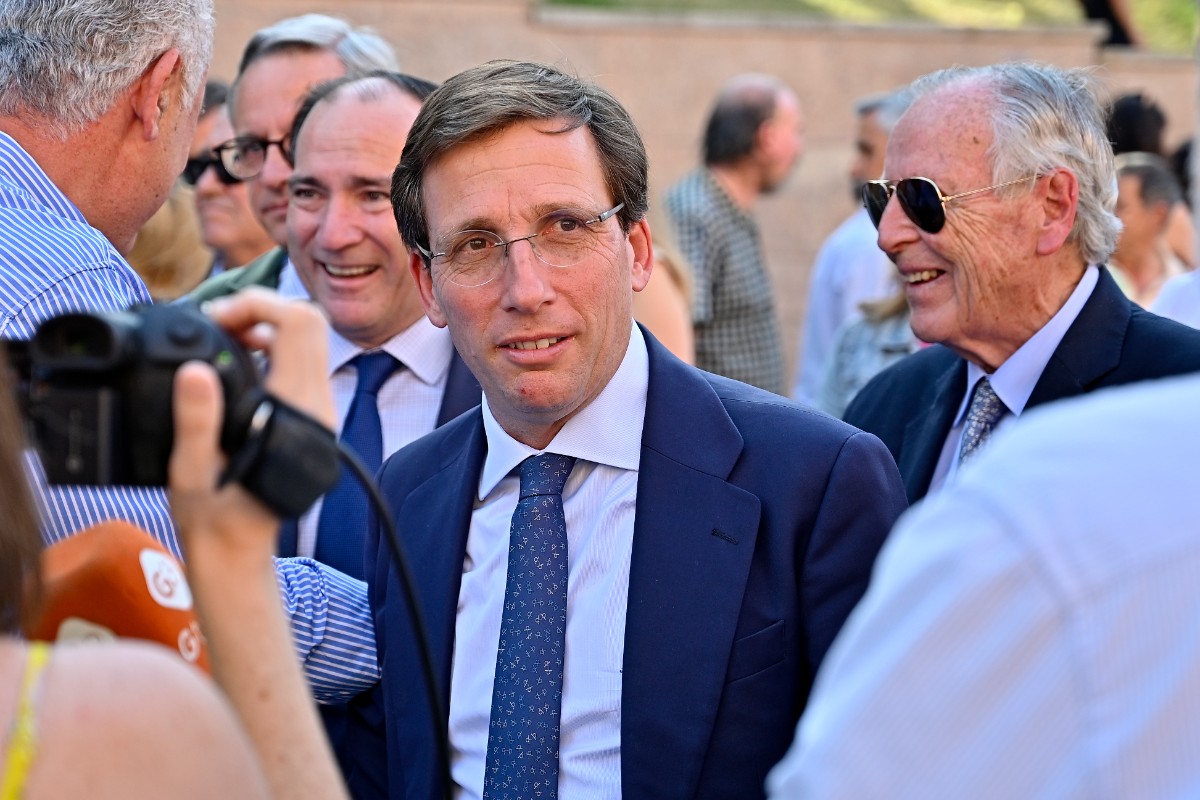 El Gobierno de Almeida desahucia a un enfermo de cáncer de 64 años de una vivienda social en Vallecas