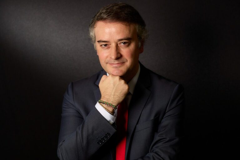 El Gobierno de Sánchez vendió a Iván Redondo un exclusivo piso público en el barrio de Salamanca por casi 500.000 euros menos de su valor