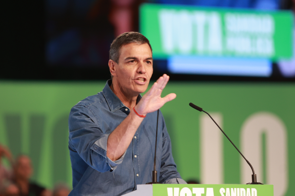 El Gobierno de Sánchez admite que la «regularización» de ilegales podría superar ampliamente los 500.000 inmigrantes iniciales