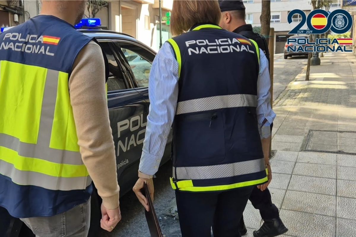 Detenido un inmigrante magrebí en Oviedo por robar en una tienda, agredir a policías y amenazarlos de muerte: «Si te cojo por la calle, te mato»