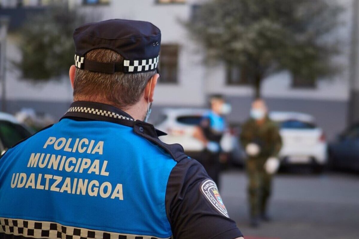 Un inmigrante ilegal colombiano engaña a una niña de 14 años en una calle de Pamplona y la lleva a su casa para tener relaciones sexuales