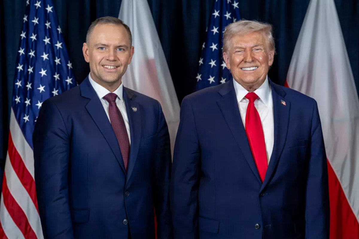 El presidente patriota de Polonia reivindica su cercanía con Trump: «Defiendo la alianza polaco-estadounidense»