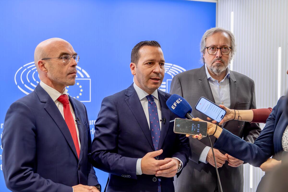 El Parlamento Europeo da la razón a VOX y respalda el mantenimiento de la central nuclear de Almaraz frente al plan de cierre del Gobierno de Pedro Sánchez