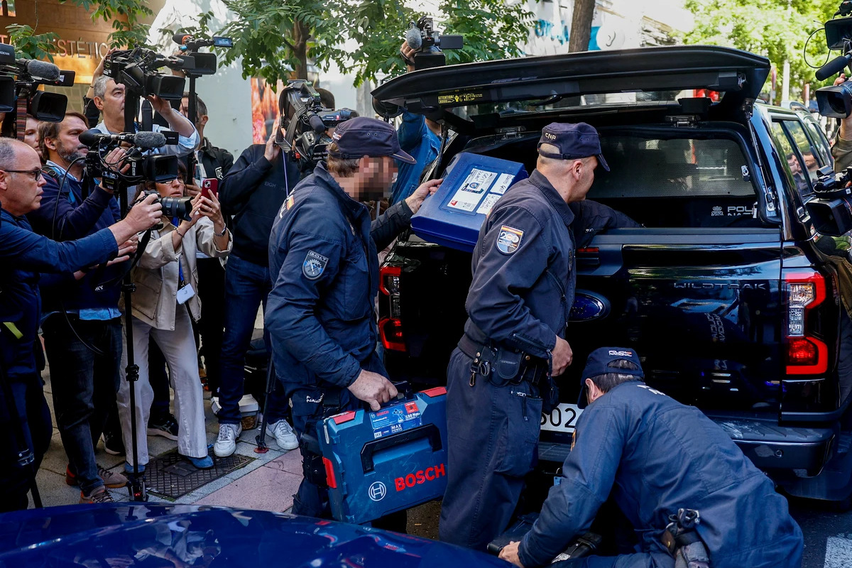 El Departamento de Seguridad Nacional de los Estados Unidos colaboró con la Policía Nacional: entregó los mensajes que salpican a Zapatero