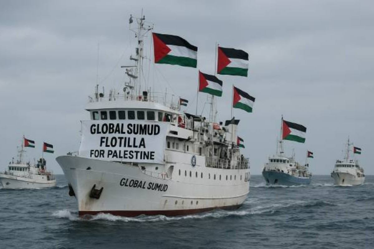 Israel trolea a la flotilla proHamás: hackea su radio con la canción ‘Oops I did it again’ de Britney Spears durante la interceptación del barco