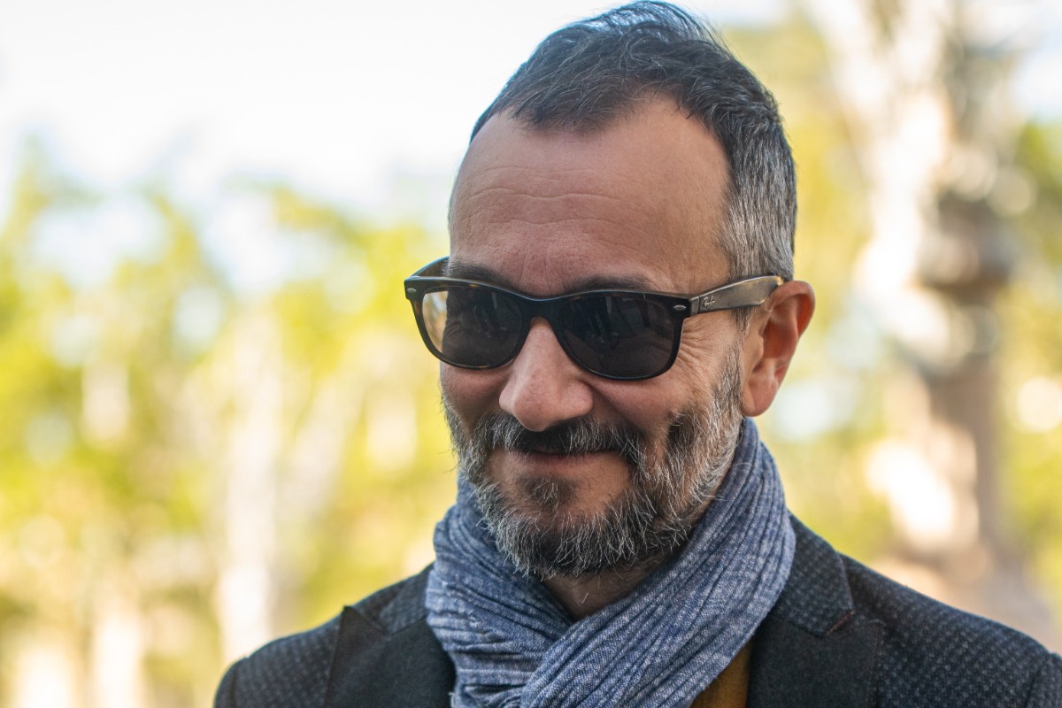 Absuelven al humorista progre que pidió combatir al fascismo «con un puñetazo en la boca»