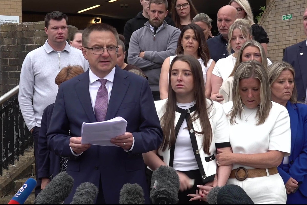 La familia de Henry Nowak señala a la policía ante el asesinato de su hijo: «Su trato fue inhumano y degradante, no murió con dignidad»