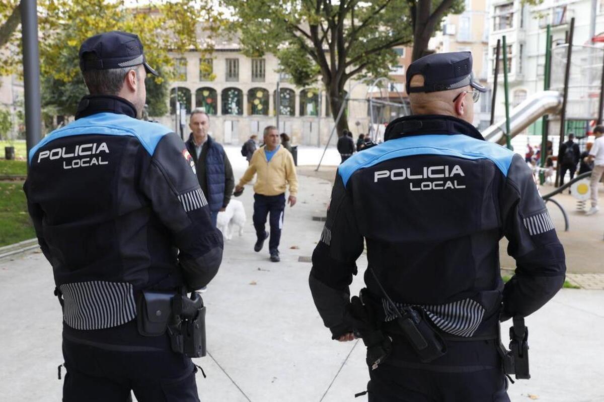 Un inmigrante colombiano asesta una paliza a varios jóvenes y lanza un ladrillo a la cabeza de una mujer dejándola inconsciente en Asturias