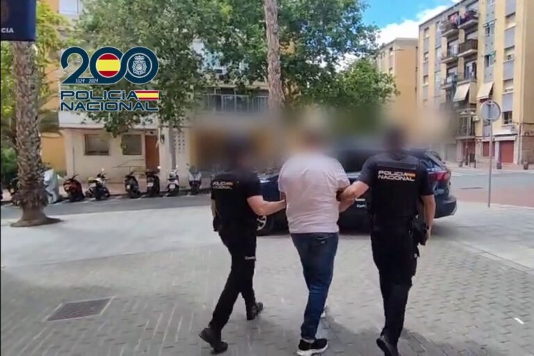 Detenido en Alicante un inmigrante fugitivo reclamado por Argelia por un delito de blanqueo de capitales y soborno a funcionarios